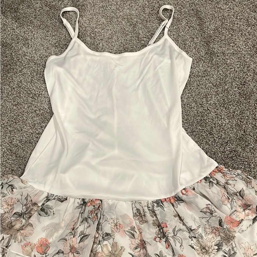 VENUS White Fitted Ruffled Camisole